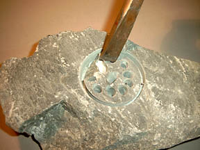 Workshop Speckstein-Leuchter - Ausheben